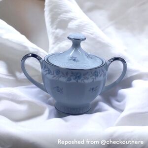 Mikasa Sugar Bowl & Lid RARE- Margarita -Excelsior Fine China Narumi Japan 5482